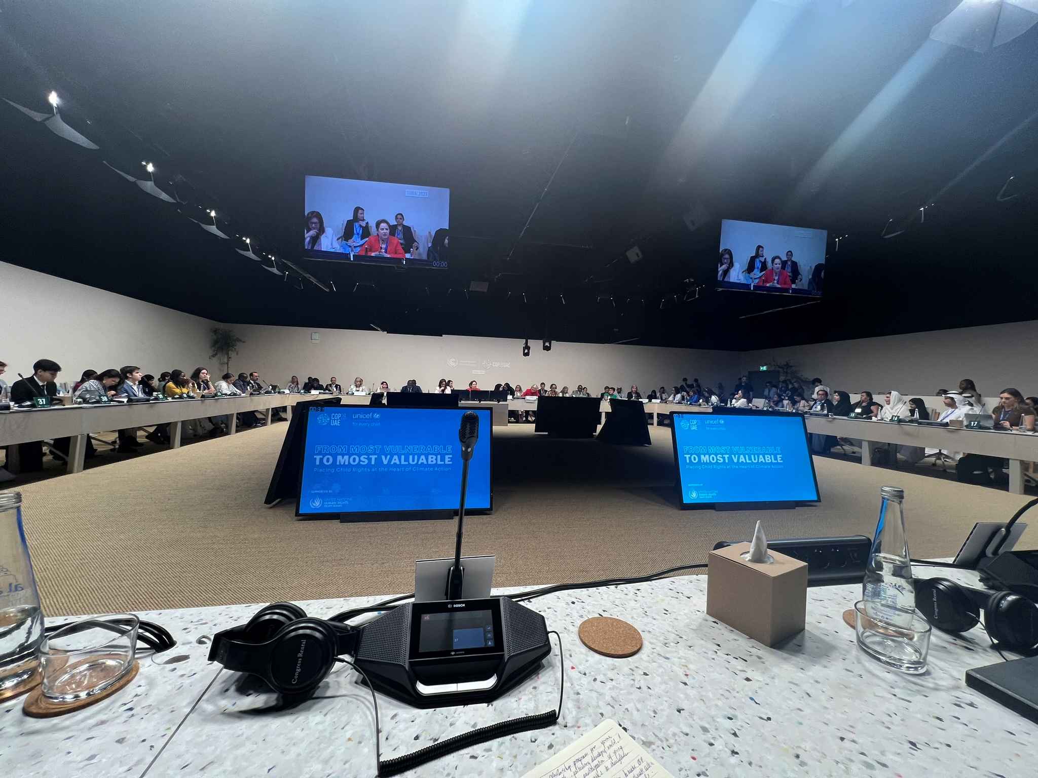 round table discussion at COP28